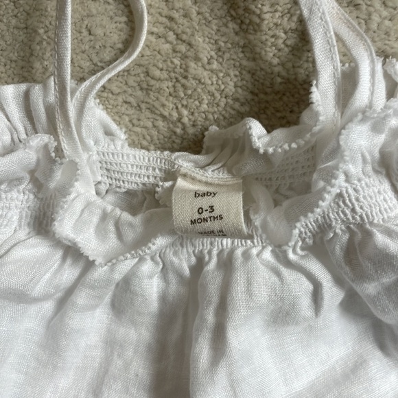 Banana Republic Brian Linen white top and bloomers set, worn once - Picture 6 of 6